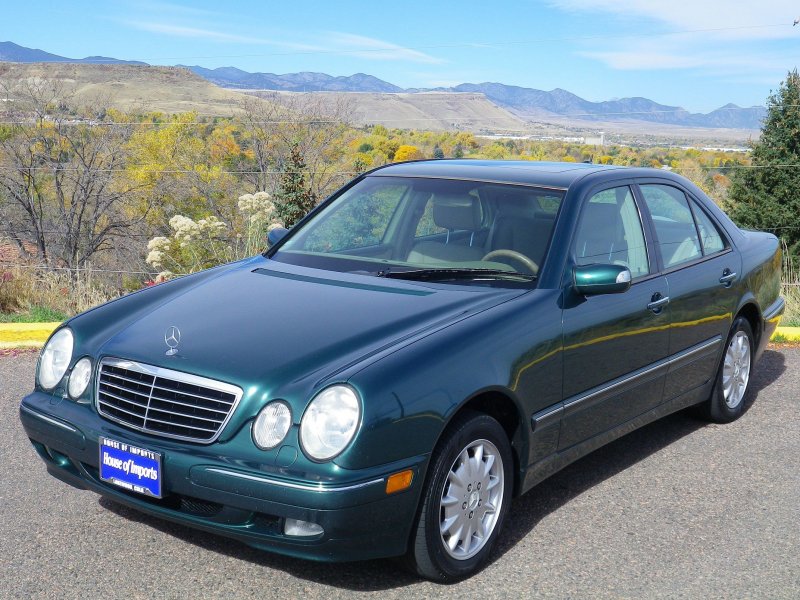 Mercedes Benz e320 w211