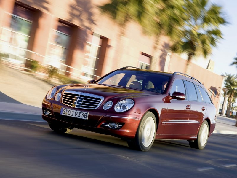 Mercedes-Benz w210
