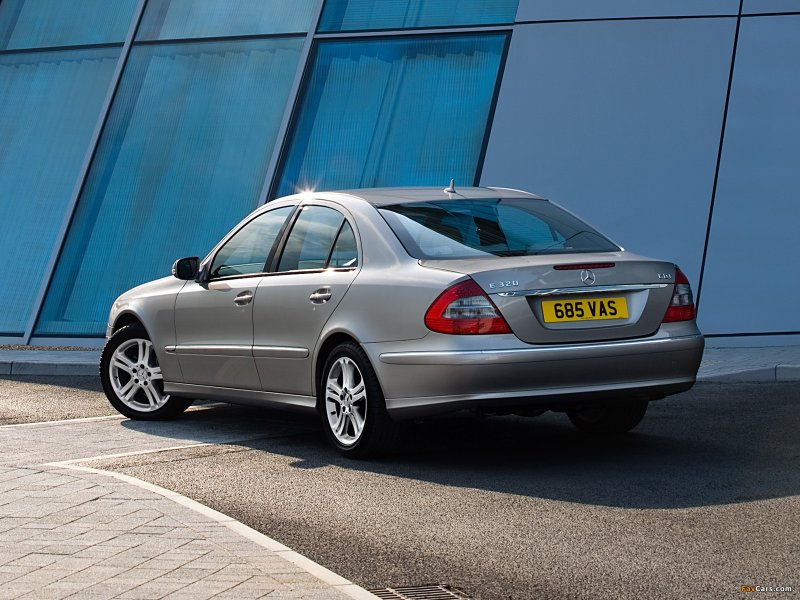 Mercedes Benz e320