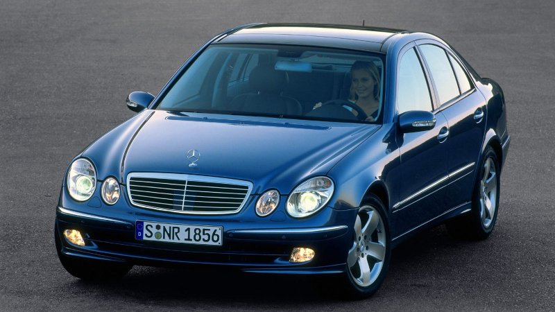 Мерседес 320i