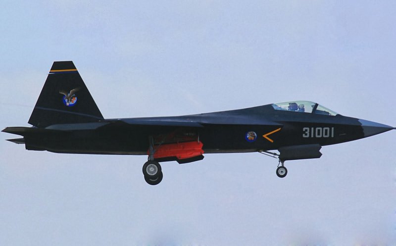 Китайский стелс-истребитель j-31