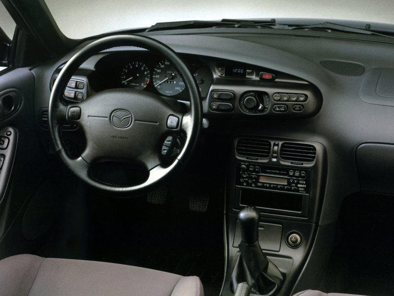 Mazda xedos 6, 1992