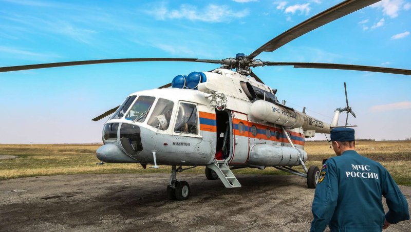 Пожарный вертолет ми-8