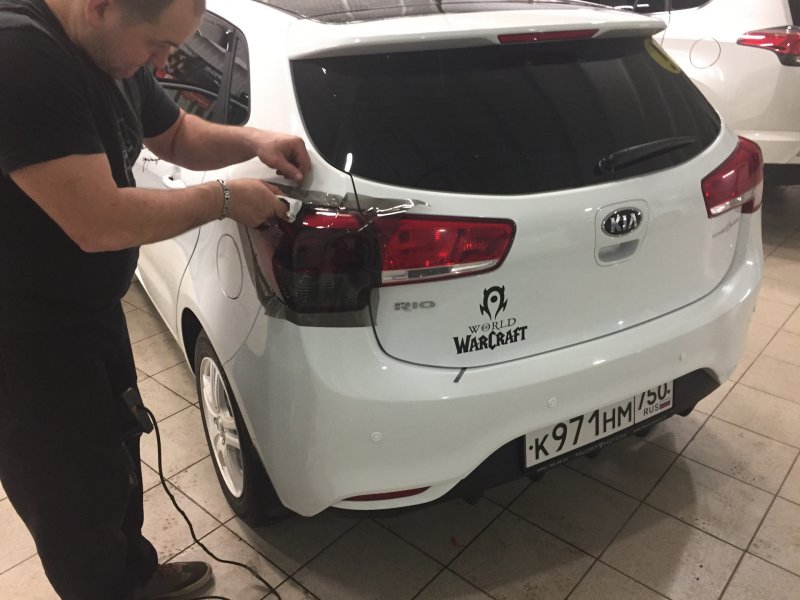 Задние фонари Kia Rio 2021