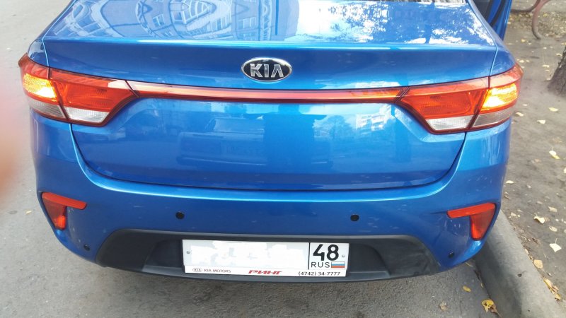 Kia Rio 2014 седан задняя часть
