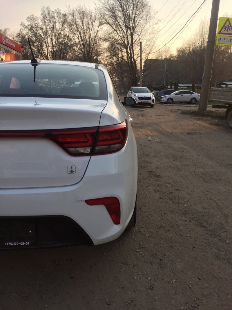 Kia Rio 2020 сзади Нова