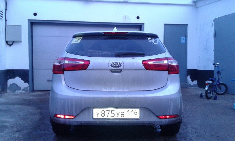 Kia Rio 2015 хэтчбек