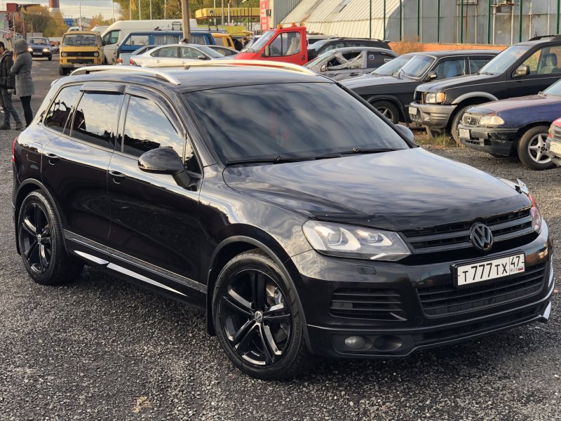 Volkswagen Touareg r line Black