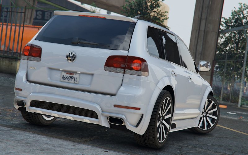VW Touareg 2008 обвес