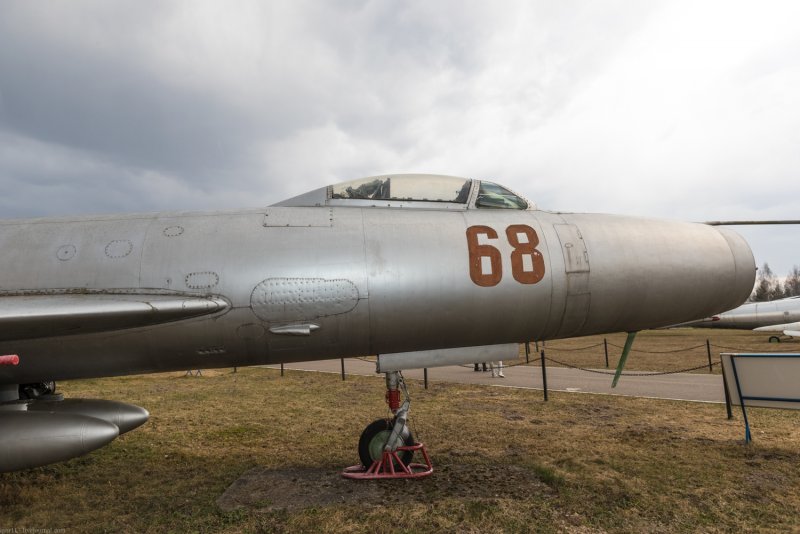 Истребитель-перехватчик Су-9 (т-43)