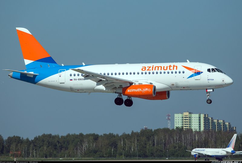 Воздушное судно RRJ-95lr