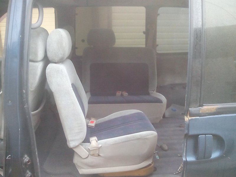 Nissan largo 1993 салон