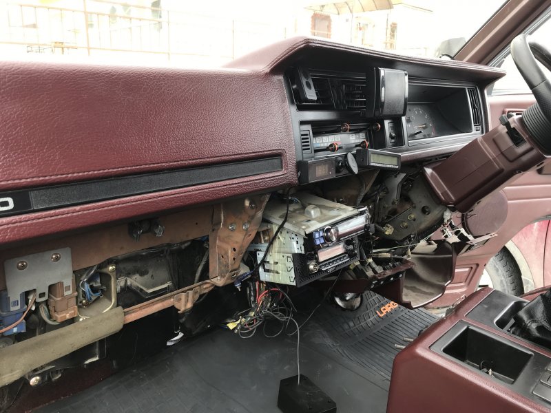 Nissan largo магнитола