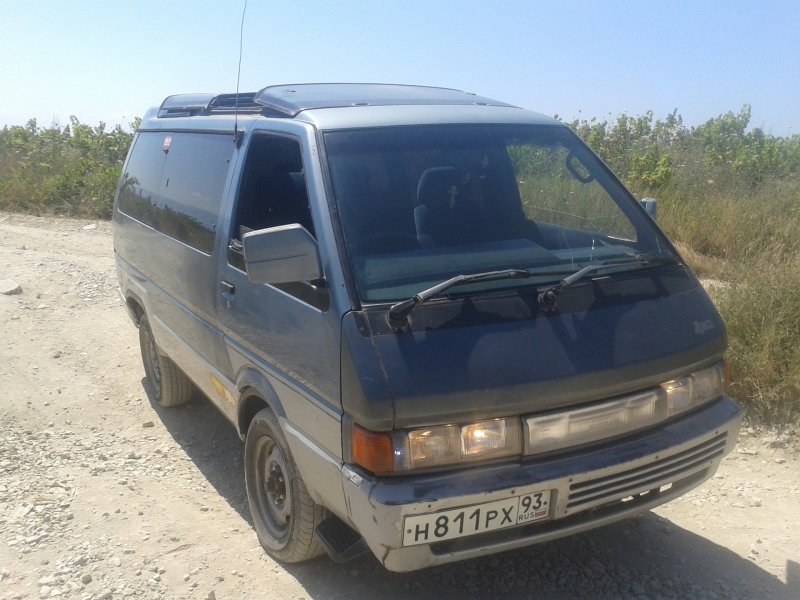 Nissan largo 4*4