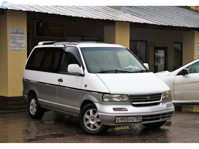 Nissan largo высокий