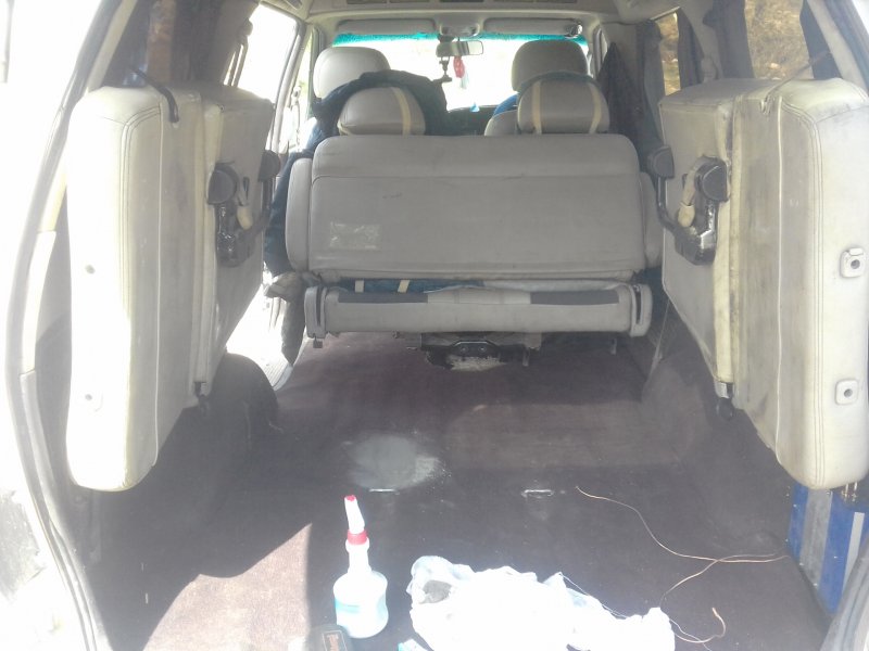 Сидение Nissan largo nw30