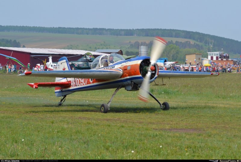 Як 54 из бальзы