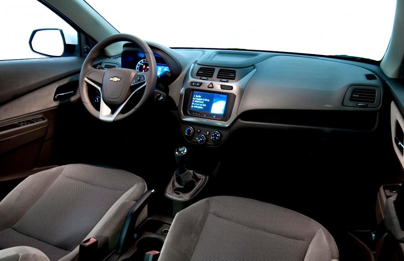 Chevrolet Cobalt 2014 салон