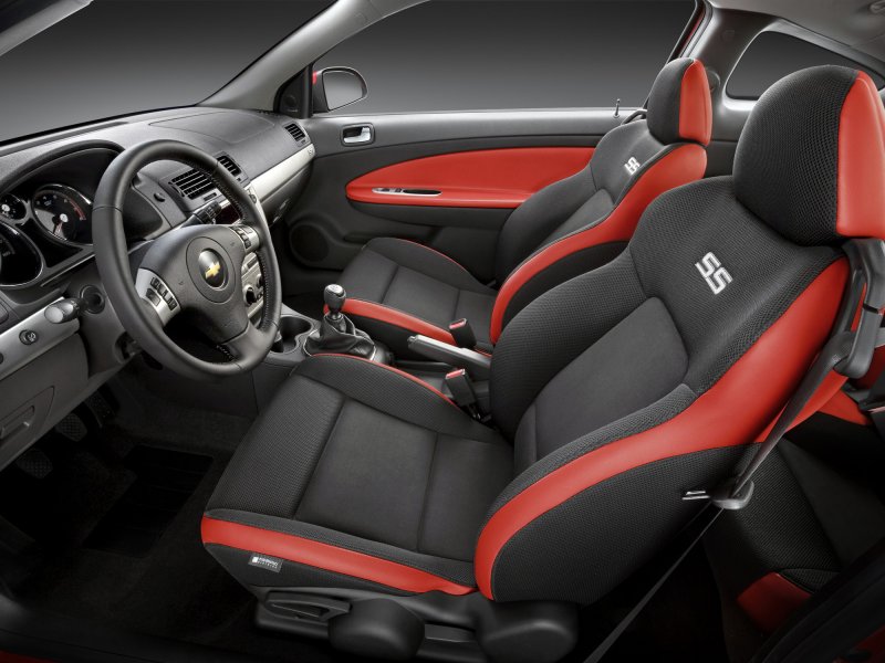 Chevrolet Cobalt SS 2009 салон