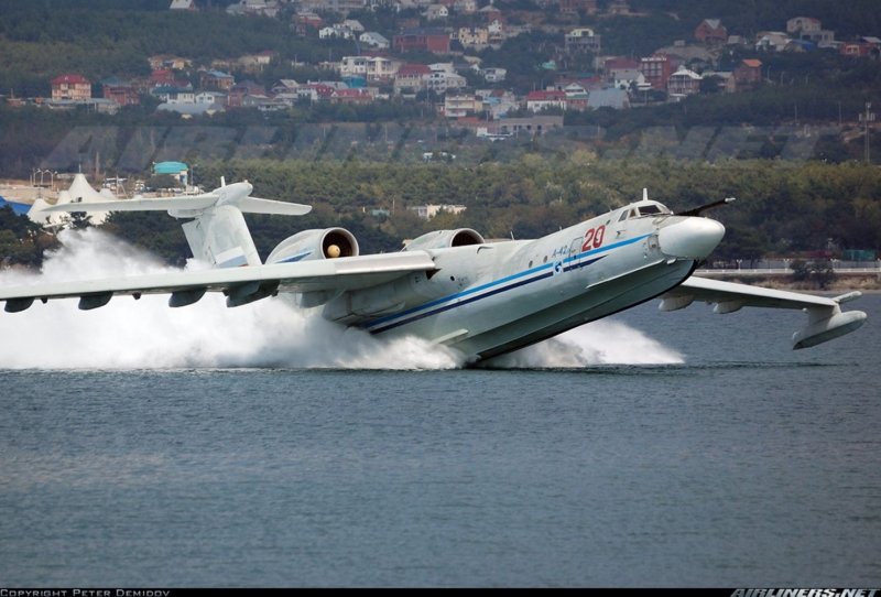 Самолет-амфибия а-42пэ