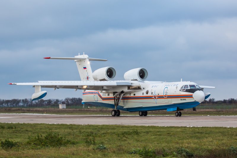 Самолет-амфибия бе-200
