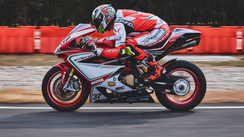 MV Agusta f4 RC