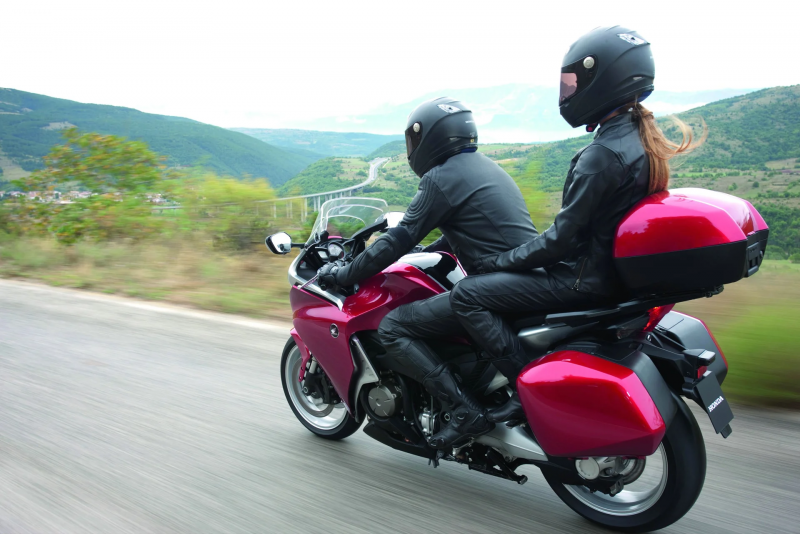 Honda VFR 1200 С пассажиром