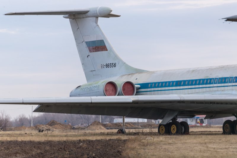 Ил 62 задние шасси