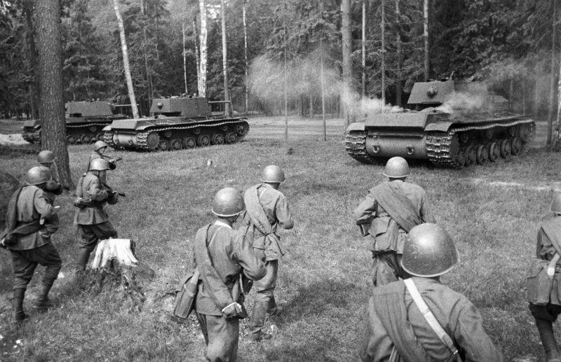 Кв-2 Великой Отечественной войны 1941-1945