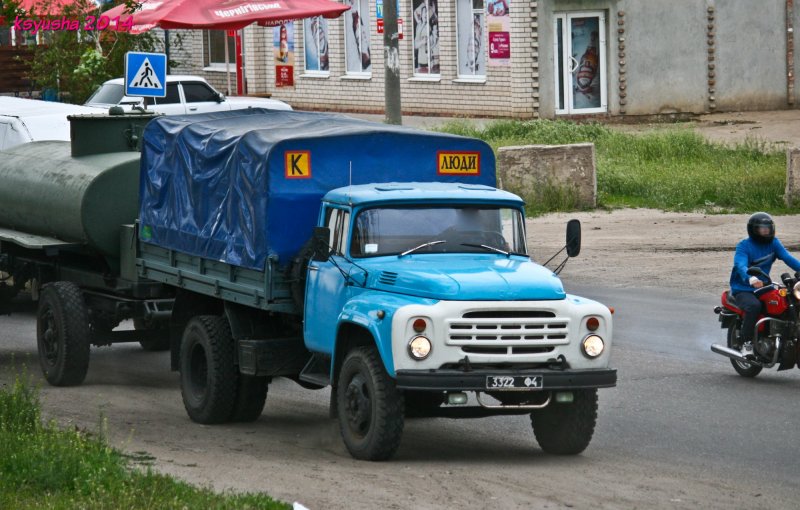 ЗИЛ 130 армейский