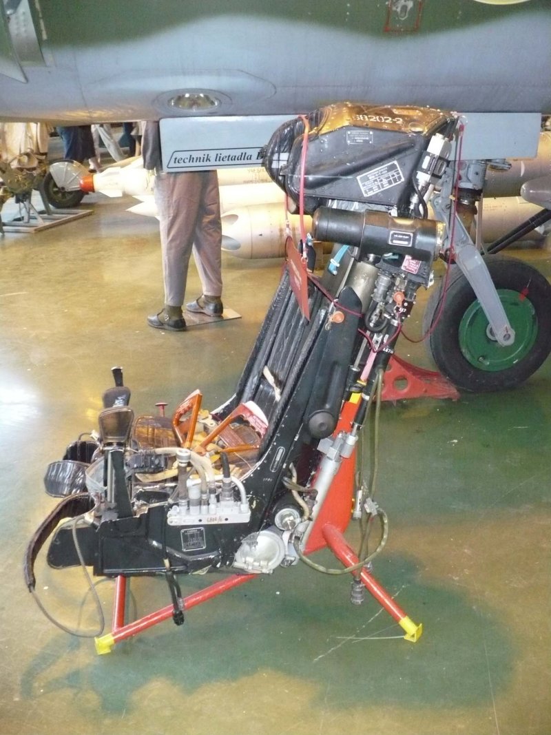 F-35 ejection Seat
