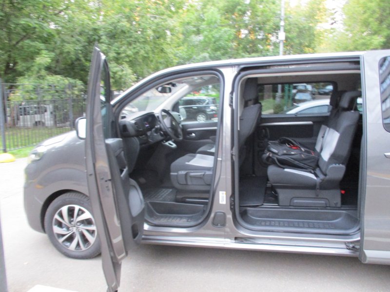Citroen SPACETOURER розетка 220