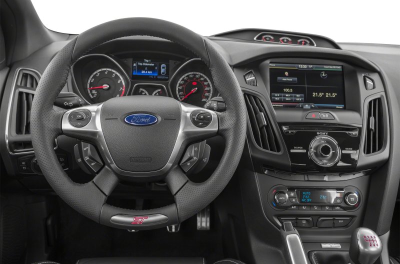 Ford Focus 2014 салон