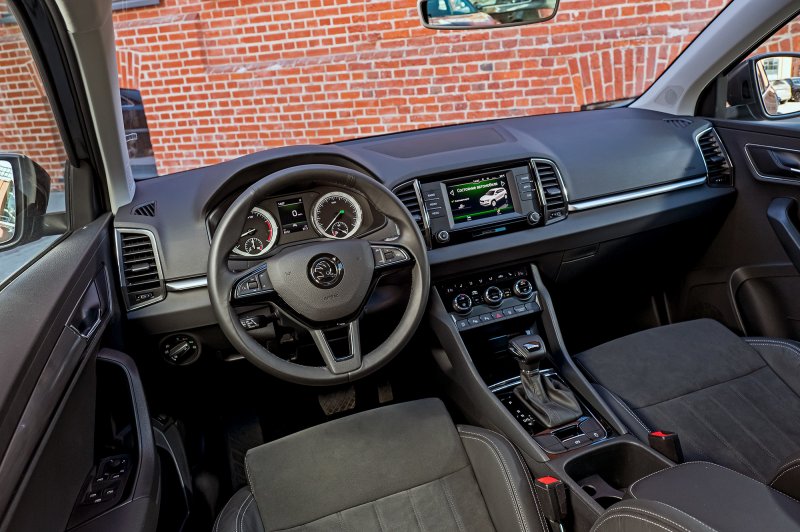 Skoda Karoq интерьер