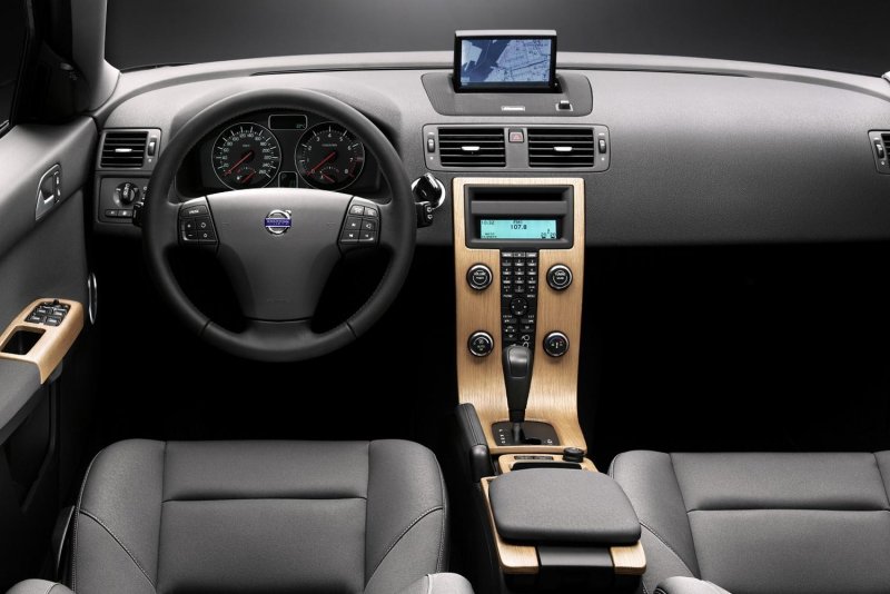 Volvo s40 2011 салон