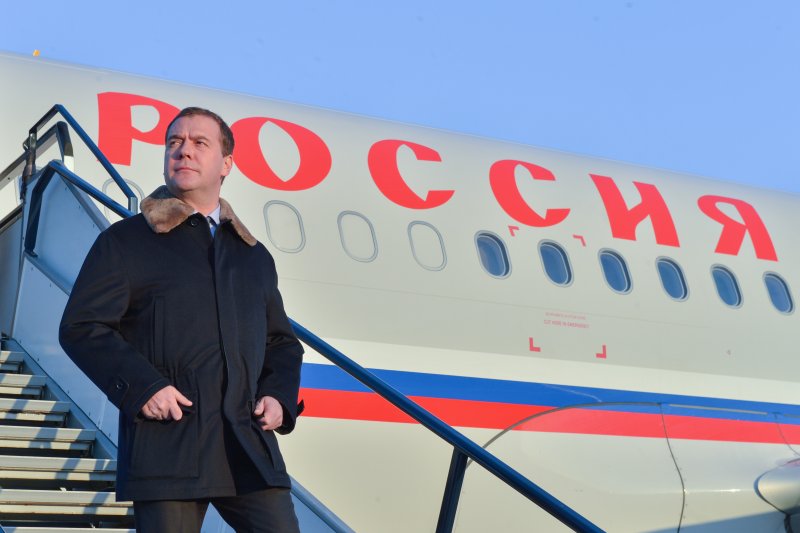 Дмитрий Медведев прилетел в Дагестан