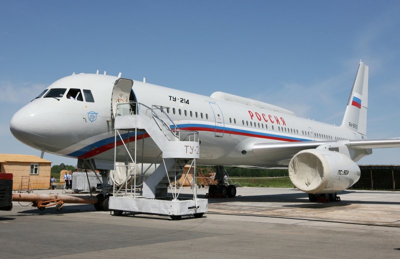 Президентский самолет ту-214