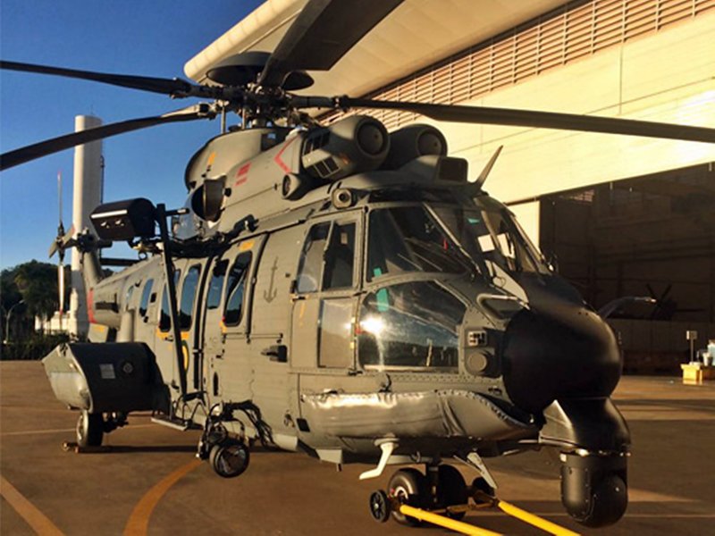 Вертолет бразильский HB-250b Эскило