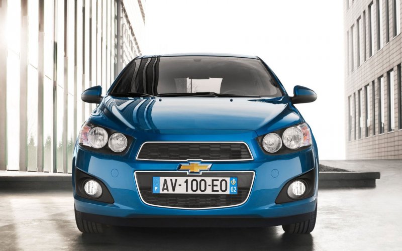 Chevrolet Aveo 2011 хэтчбек