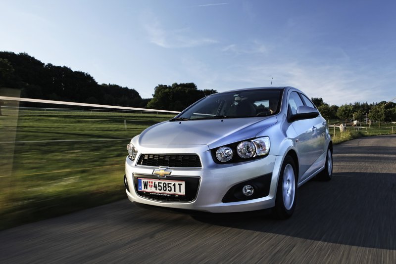 Chevrolet Aveo 2012 седан