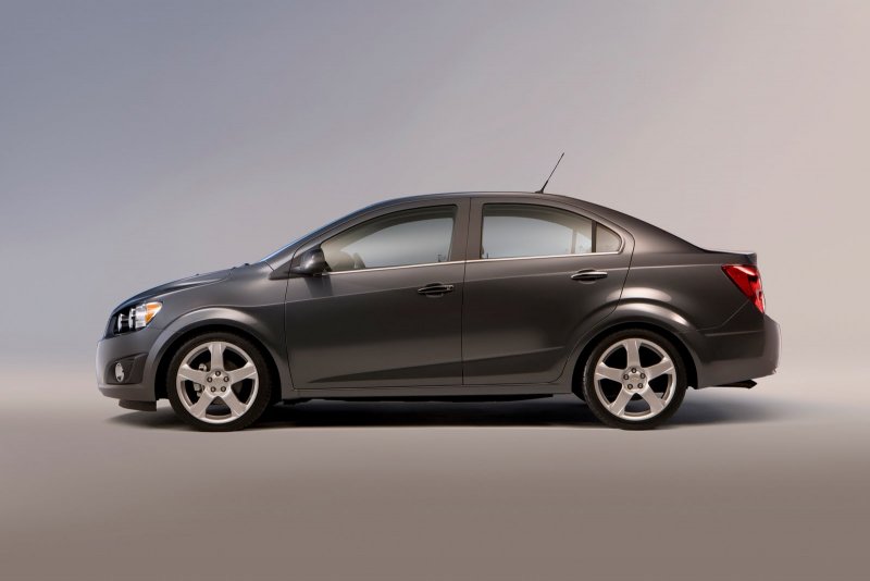 Chevrolet Lacetti хэтчбек 1.6