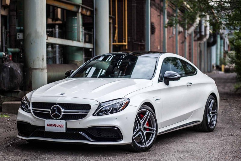Мерседес АМГ C 63 S