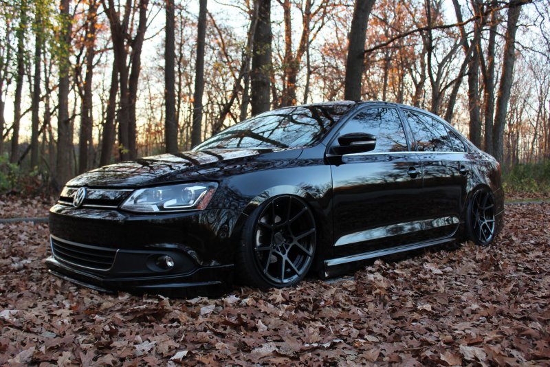 Volkswagen Jetta 2012 Black Tuning