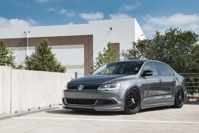 VW Jetta mk6 Audio