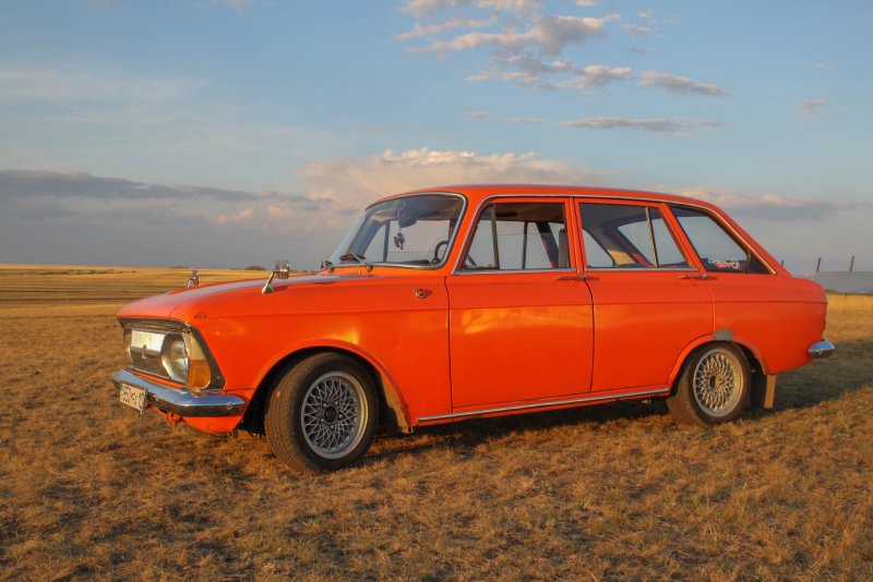 ИЖ Комби 2125