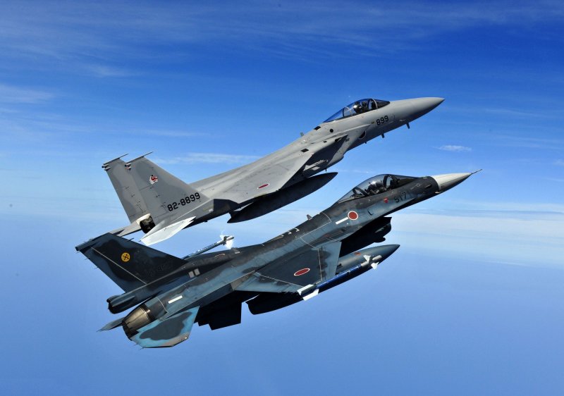 Истребитель Mitsubishi f-2