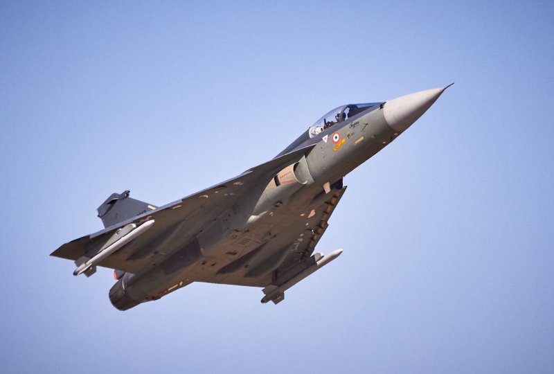 Hal Tejas истребитель