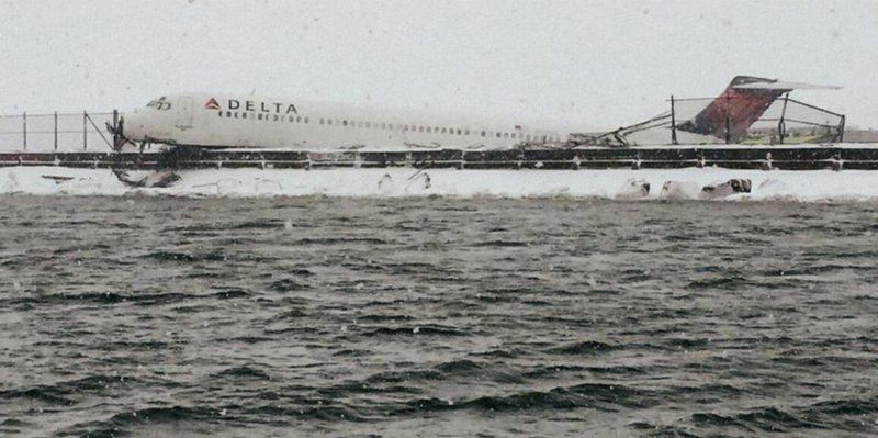 Катастрофа Fokker f28 в Нью-Йорке
