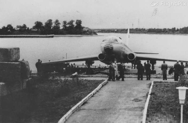 Ту 134 Икшинское водохранилище