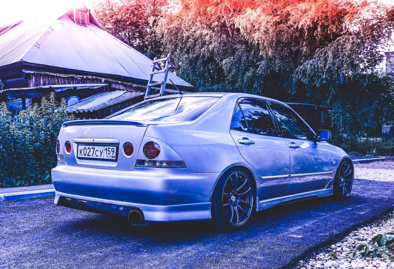 Toyota Altezza 2 2001